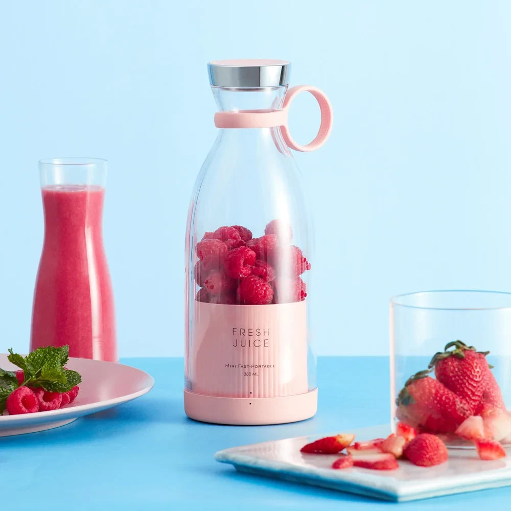 Moovera Portable Electric Juicer Blender